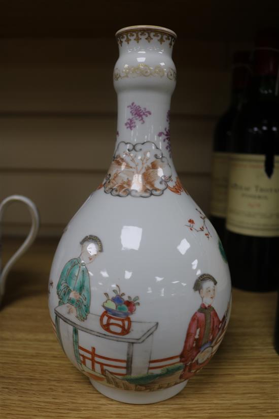 A Chinese famille rose bottle vase, guglet, Jiaqing, H.23.5cm